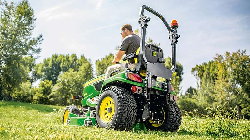 trattorino-x900-john-deere-parma